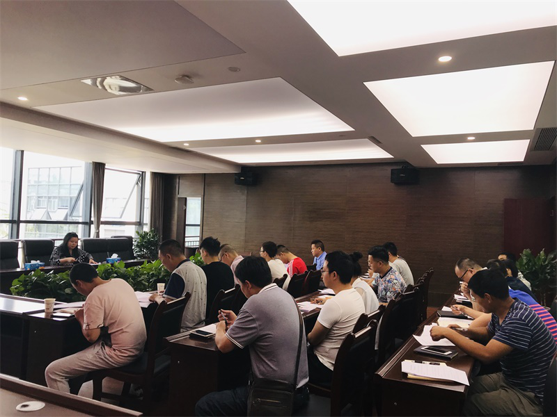 開(kāi)展節(jié)前廉潔教育  筑牢職工思想防線