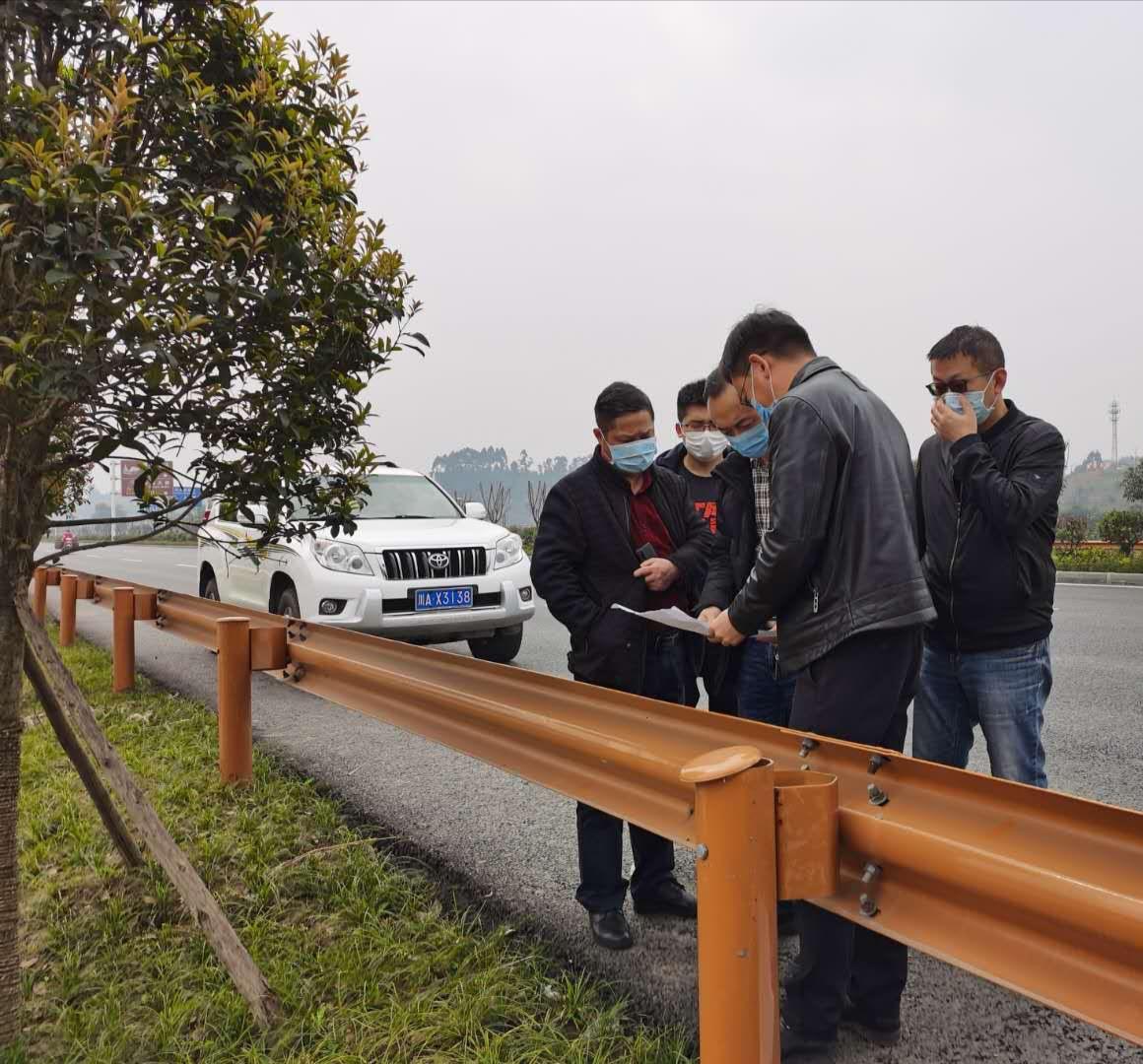 公司黨委委員、副總經(jīng)理尹山赴成樂(lè)E2-SG2項(xiàng)目指導(dǎo)養(yǎng)護(hù)基地選址工作