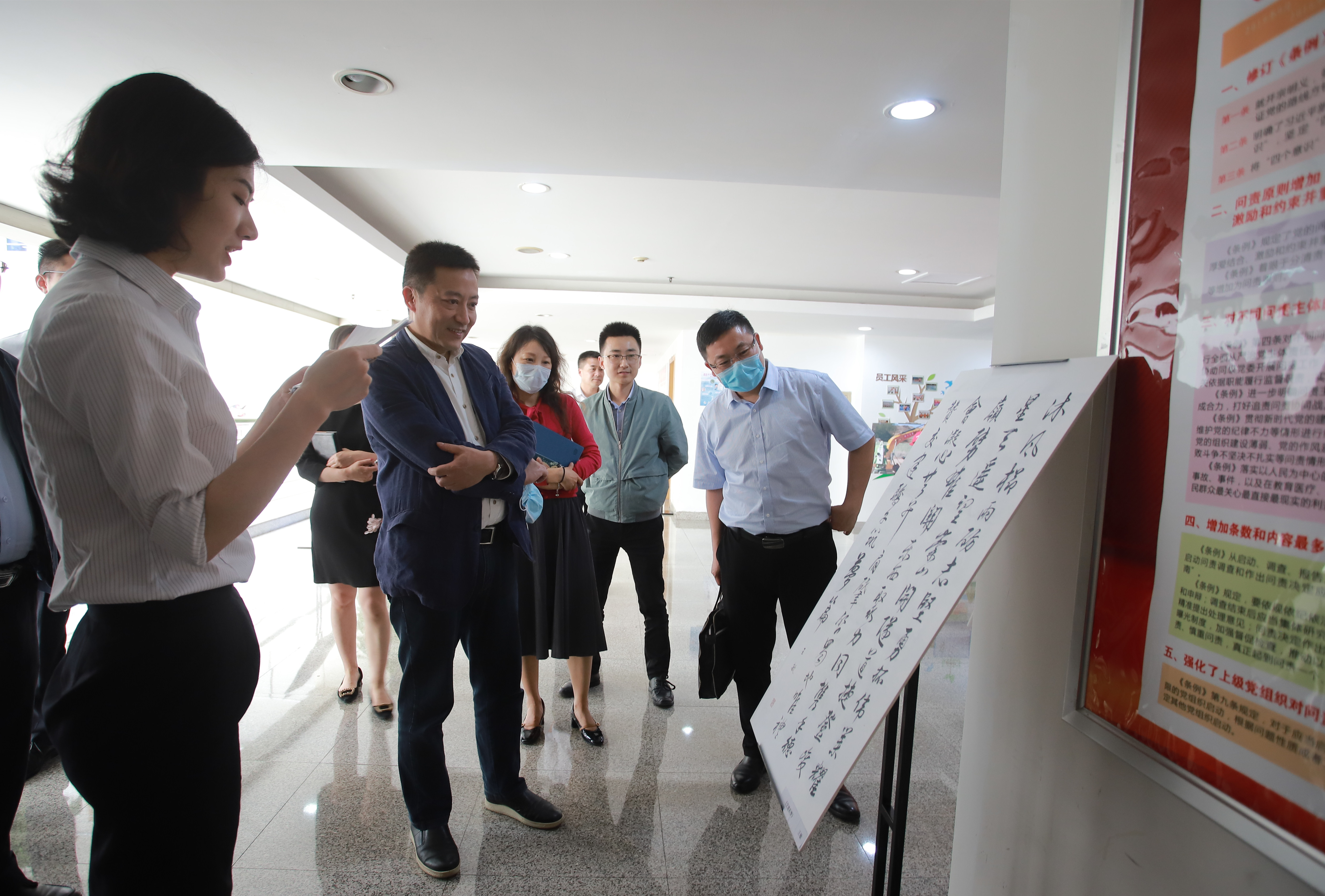 向勞動者致敬，交投建設(shè)公司成功舉辦主題攝影書畫大賽