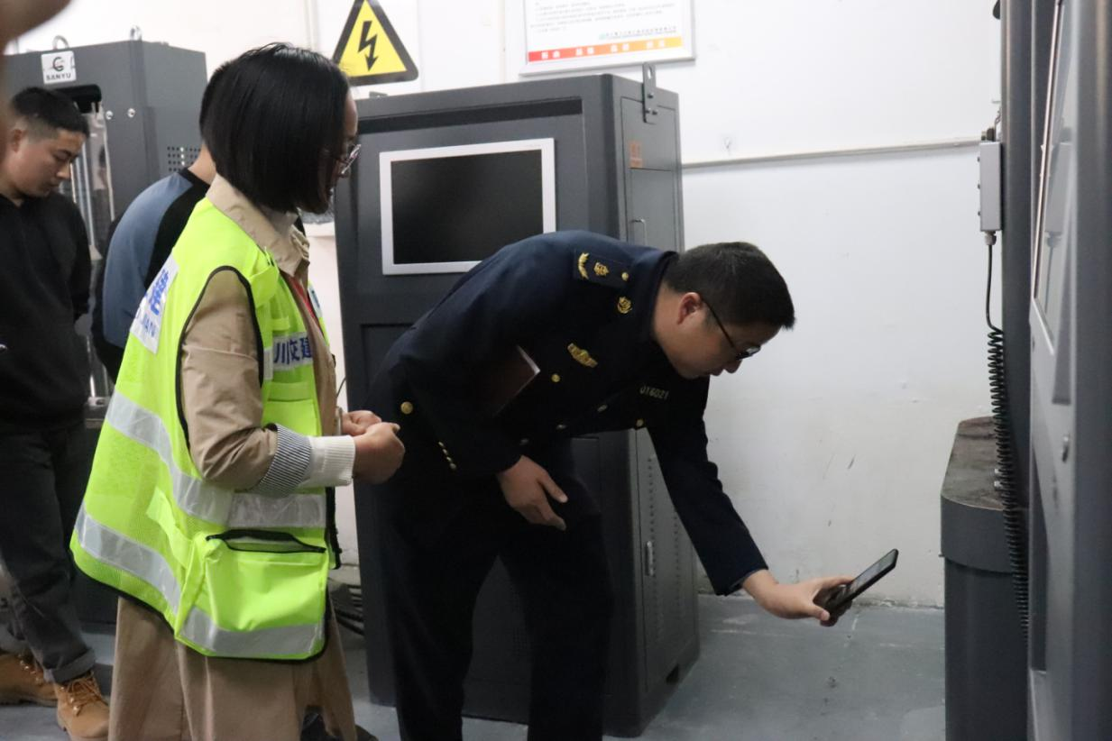 成綿TJ6標(biāo)工地試驗(yàn)室順利驗(yàn)收通過(guò)