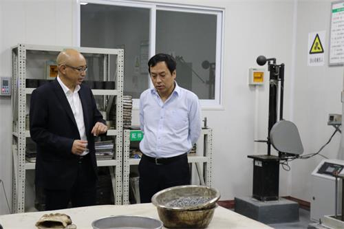 公司黨委委員、紀(jì)委書記張忠勇帶隊調(diào)研檢測公司