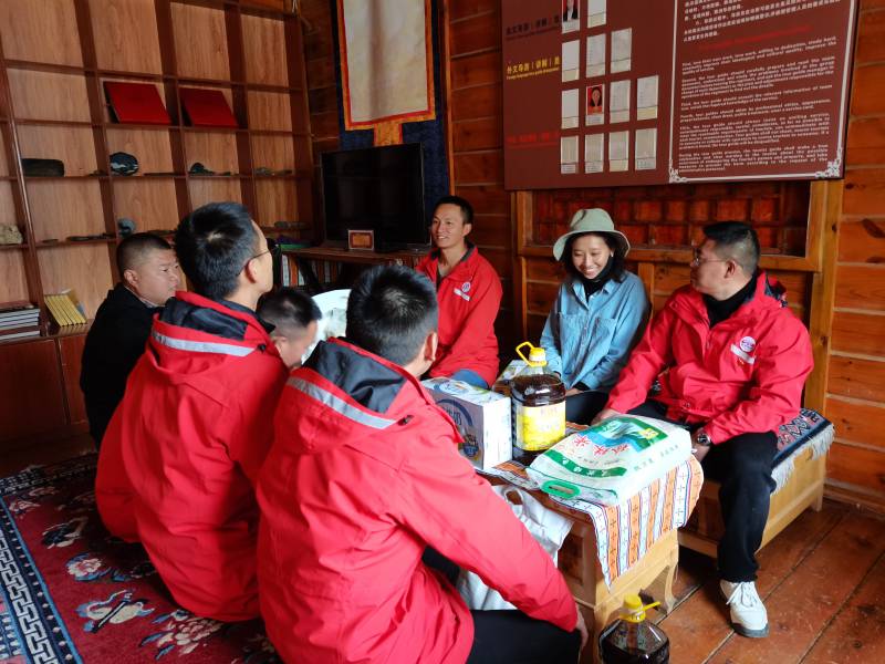 蜀道集團情系涉藏地區(qū)困難學(xué)子