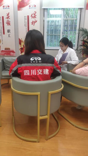 秉承人文關(guān)懷 關(guān)愛員工健康 橋梁分公司黨群工會邀請中醫(yī)醫(yī)師為項目員工診療